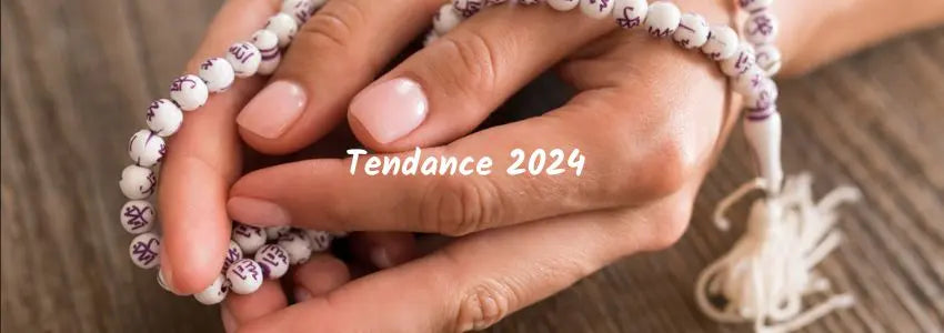 Les-bijoux-en-bois-Tendances-2024 Charme-bois