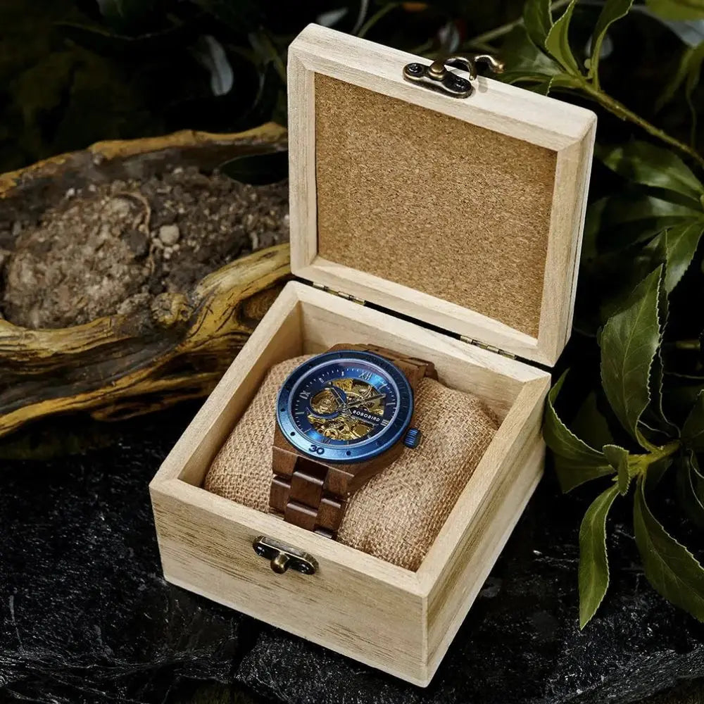 Montre en bois automatique dans son coffret en bois